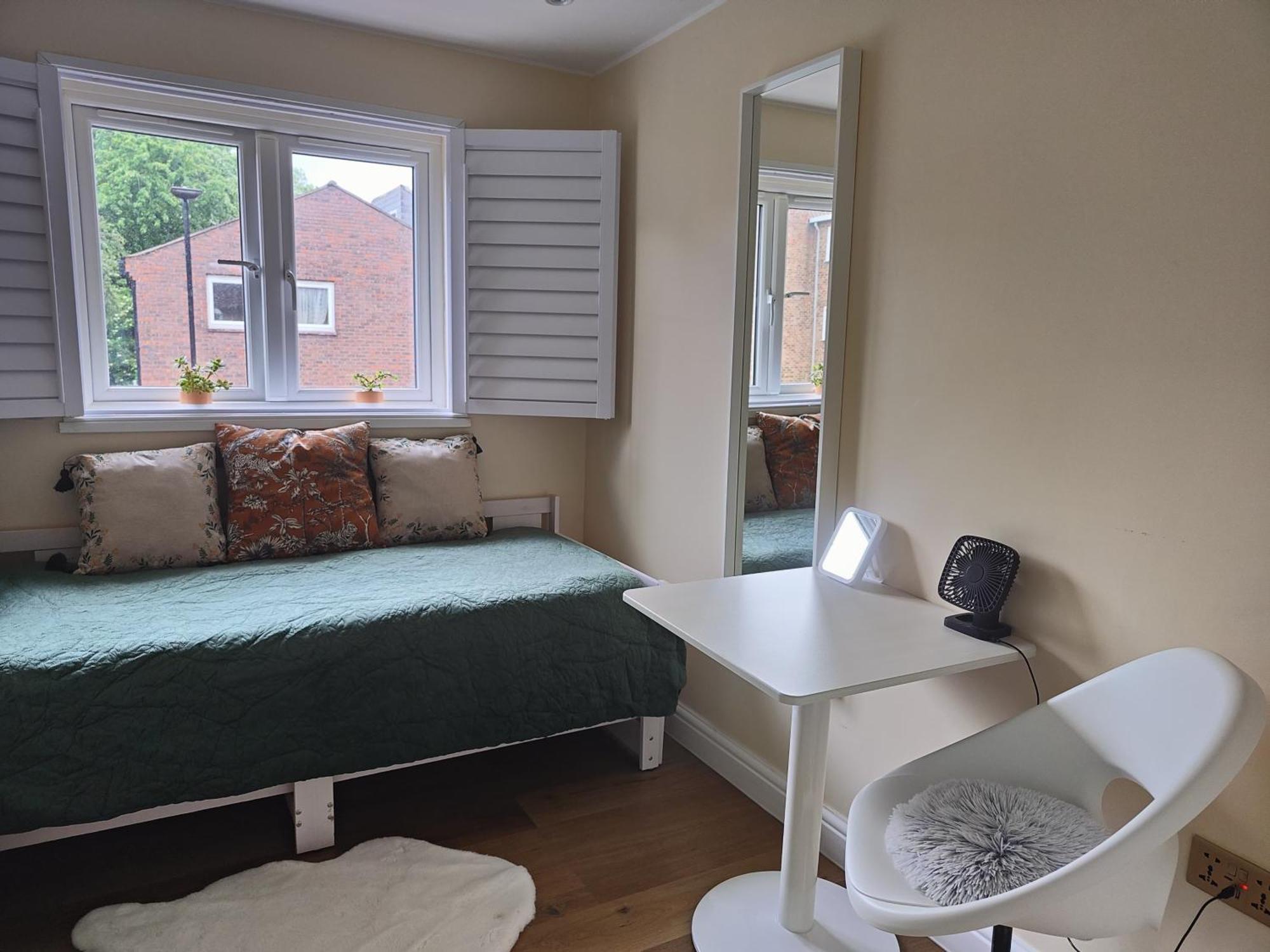 Clifton House O2 & Excel Rooms With Private Bathroom And Breakfast Option Londra Dış mekan fotoğraf